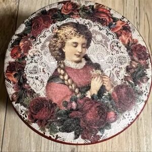 1992 - Victorian-Floral Empty Tin - Designed by Julie Pearson for Gisela Graham